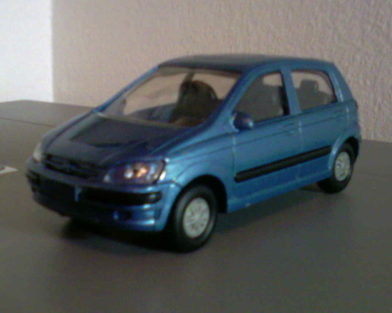 Blue Hyundai Getz